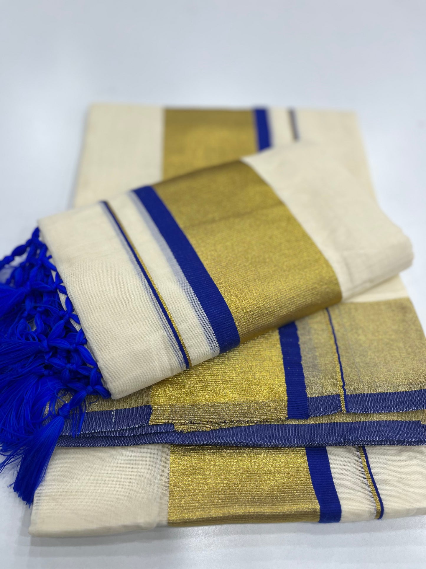 Premium Setdhothi 2.80 mtr ( ONAM26 )