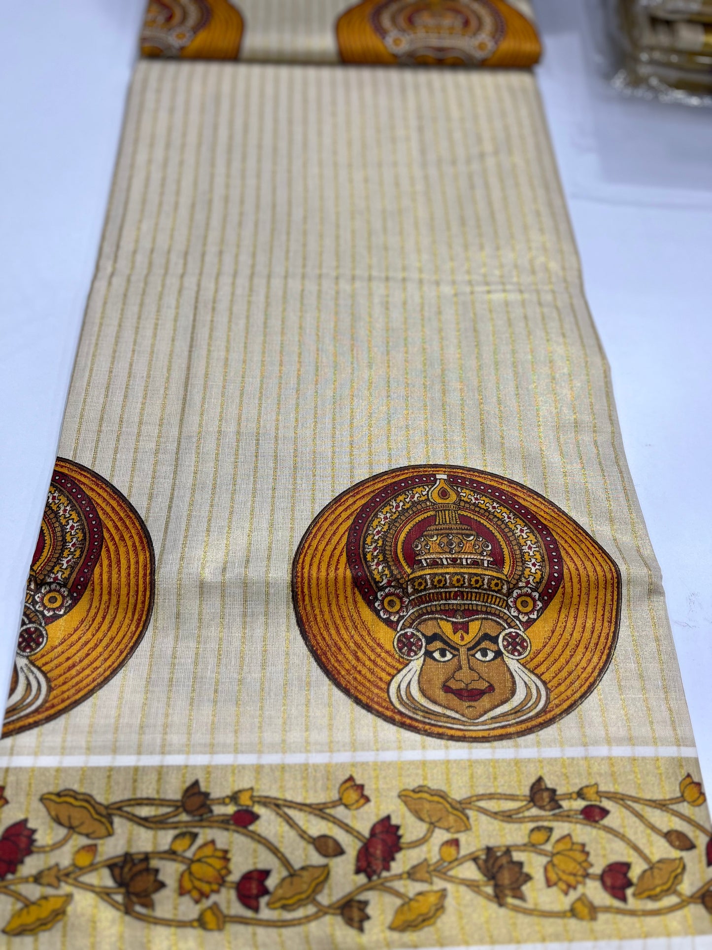 Kadhakali Printed Tissue Setsaree