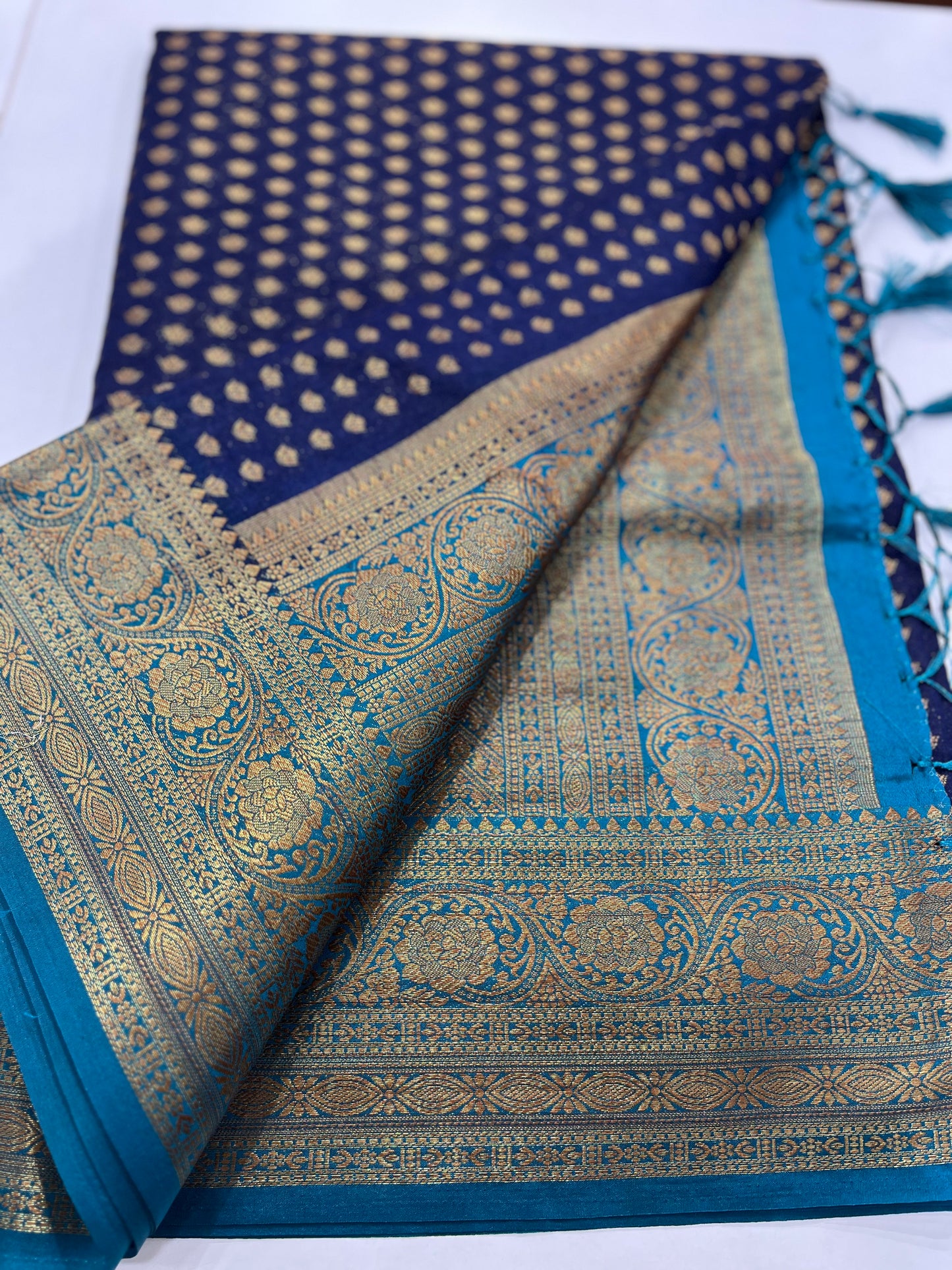 Semibanarasi Saree