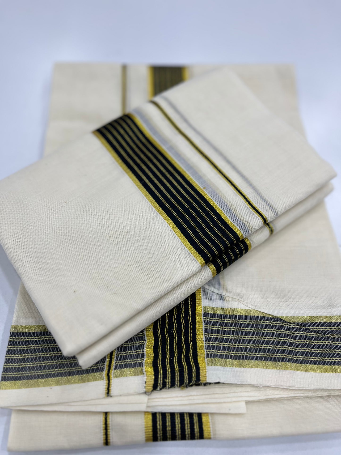 Cotton Setdhothi 2.80 mtr ( ONAM26 )