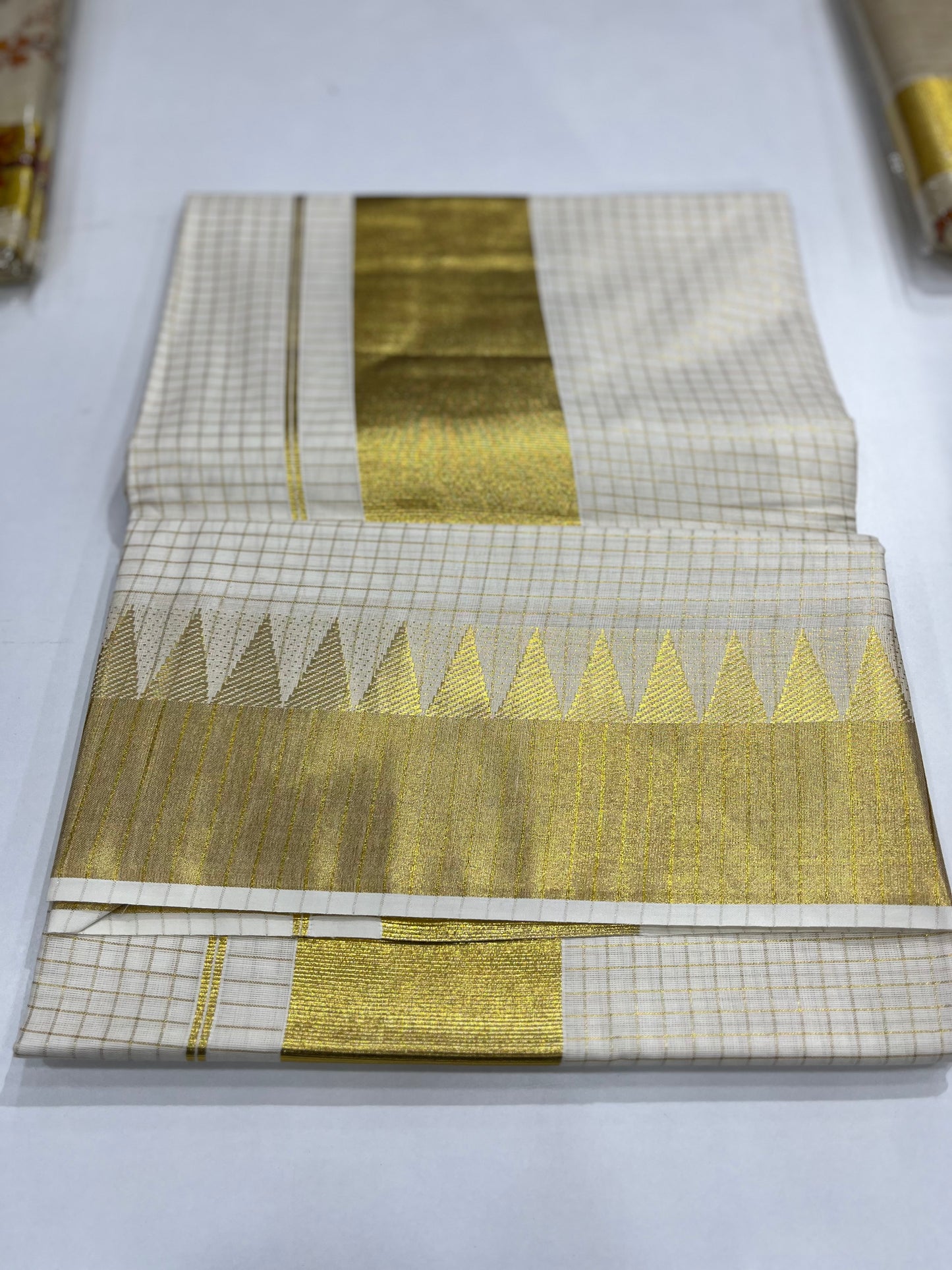 Cotton Check Set Saree With Temple Border
