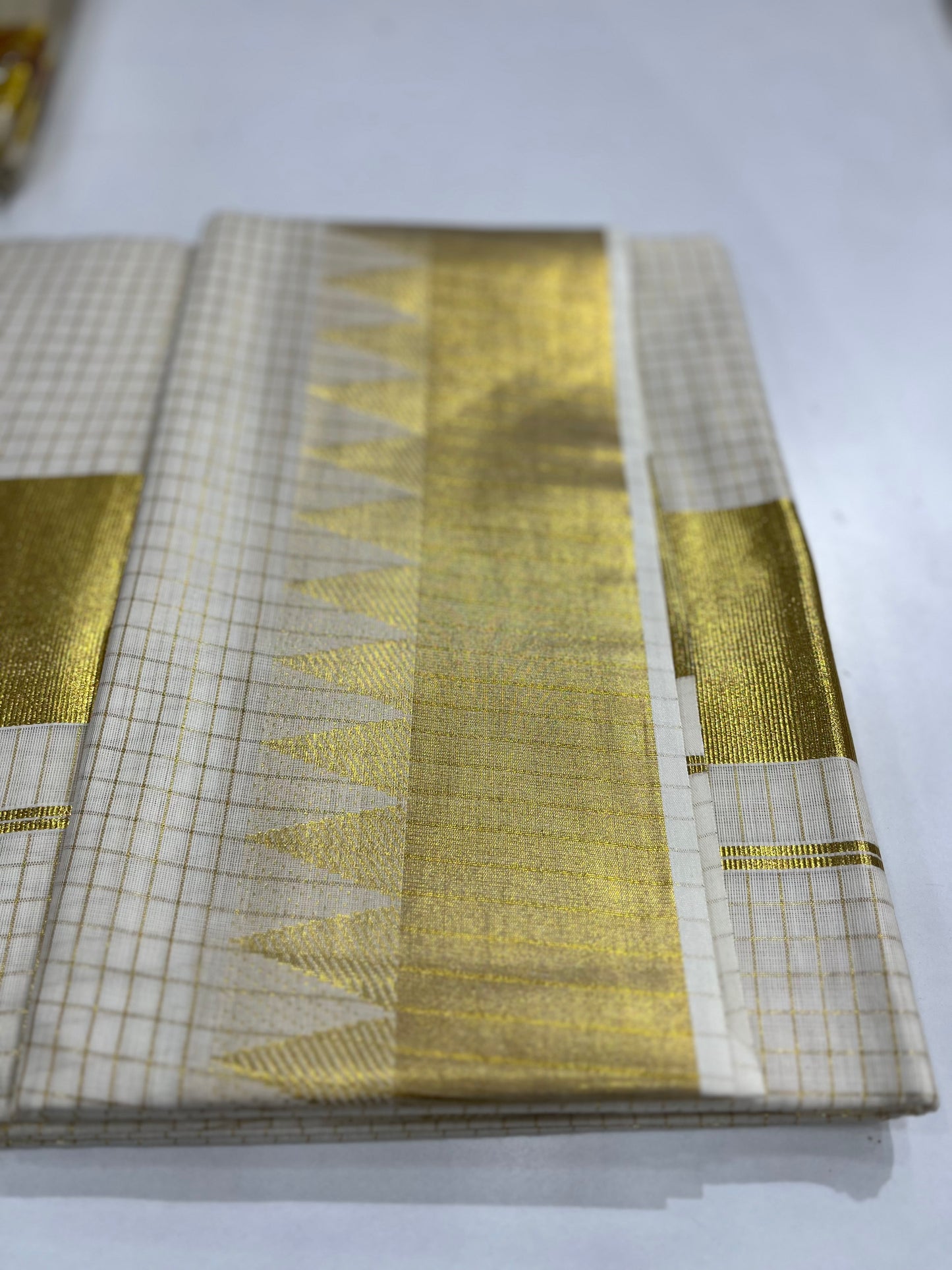 Cotton Check Set Saree With Temple Border
