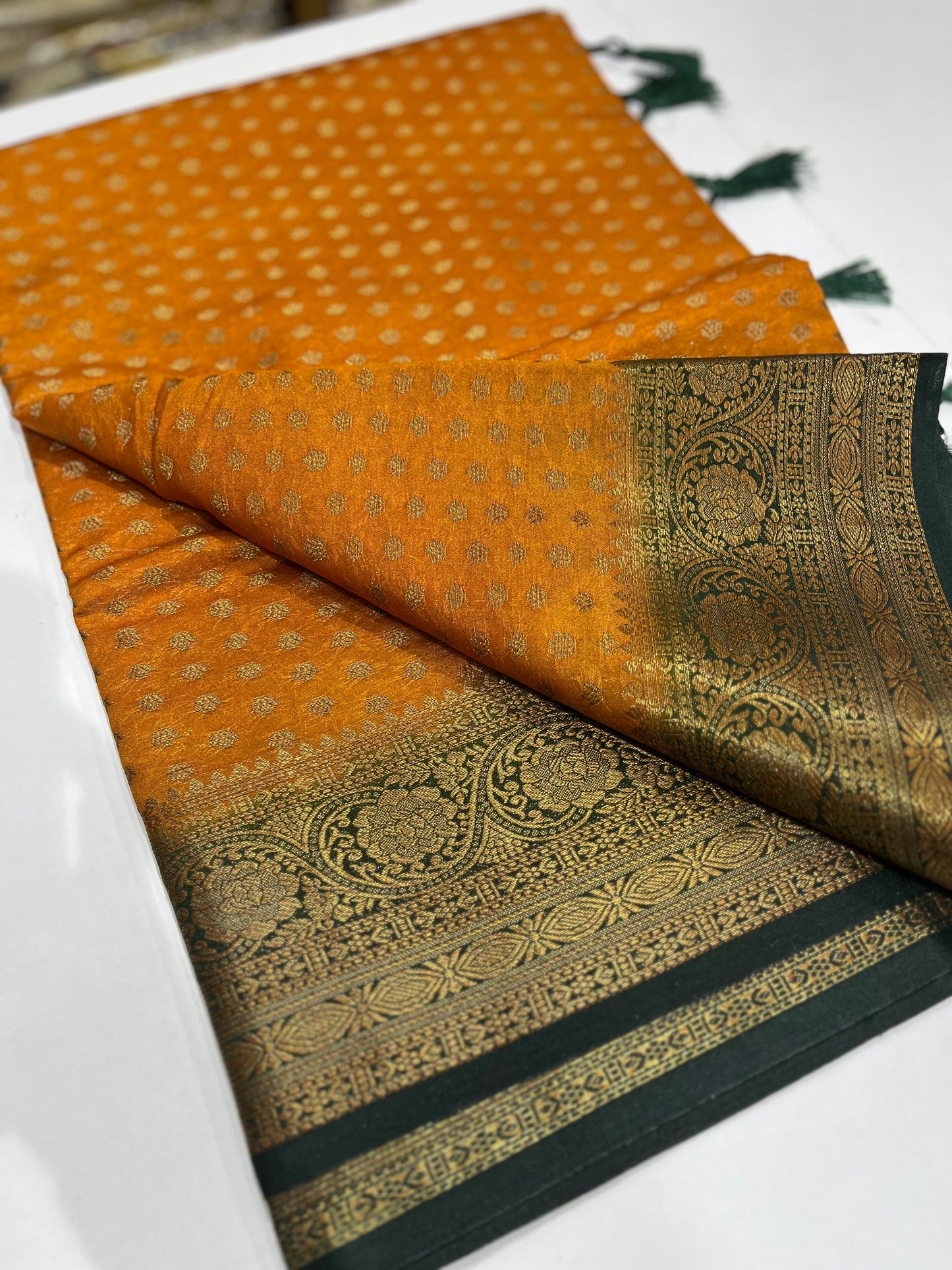 Semibanarasi Saree
