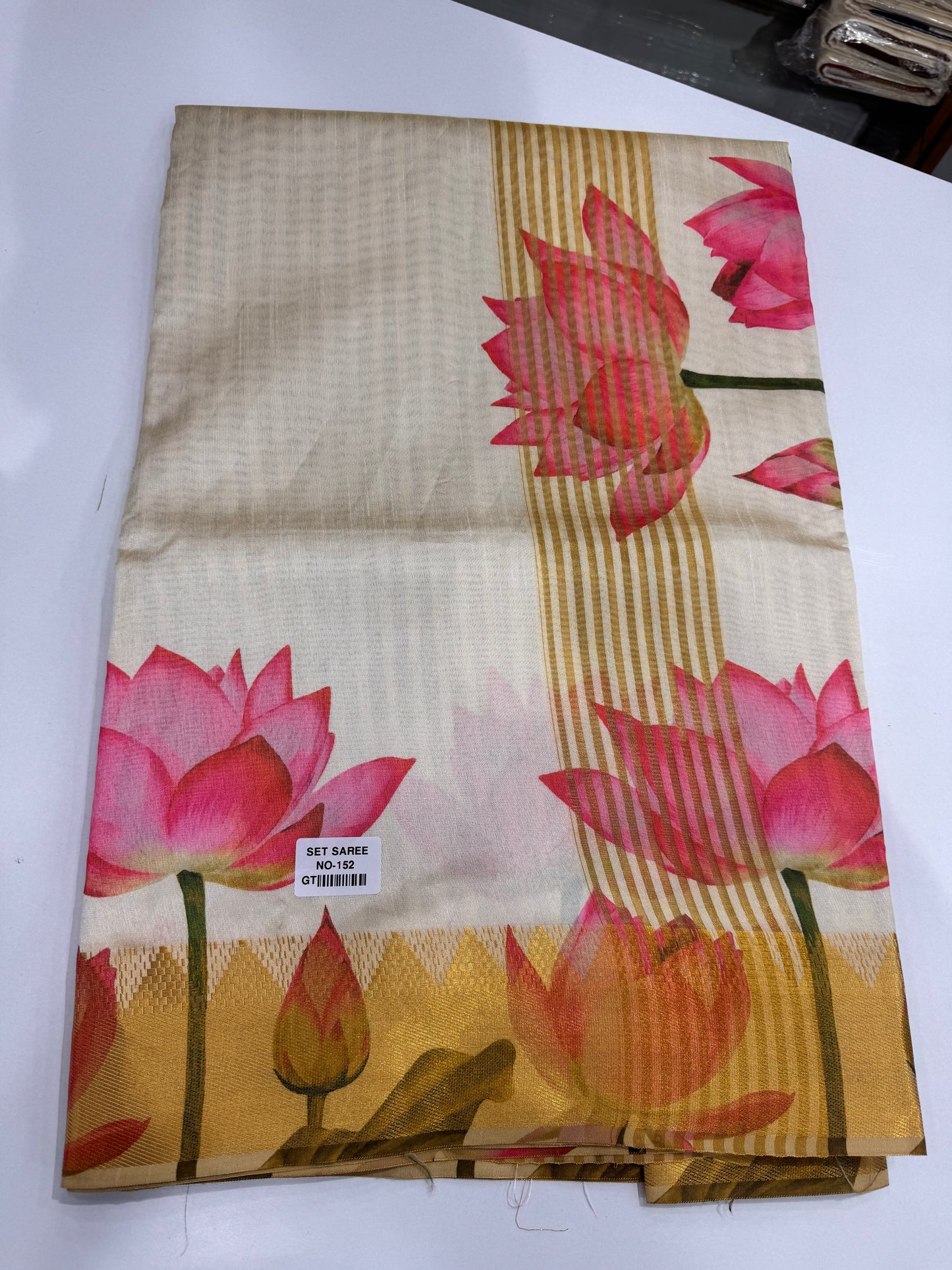 Lotus Print Saree