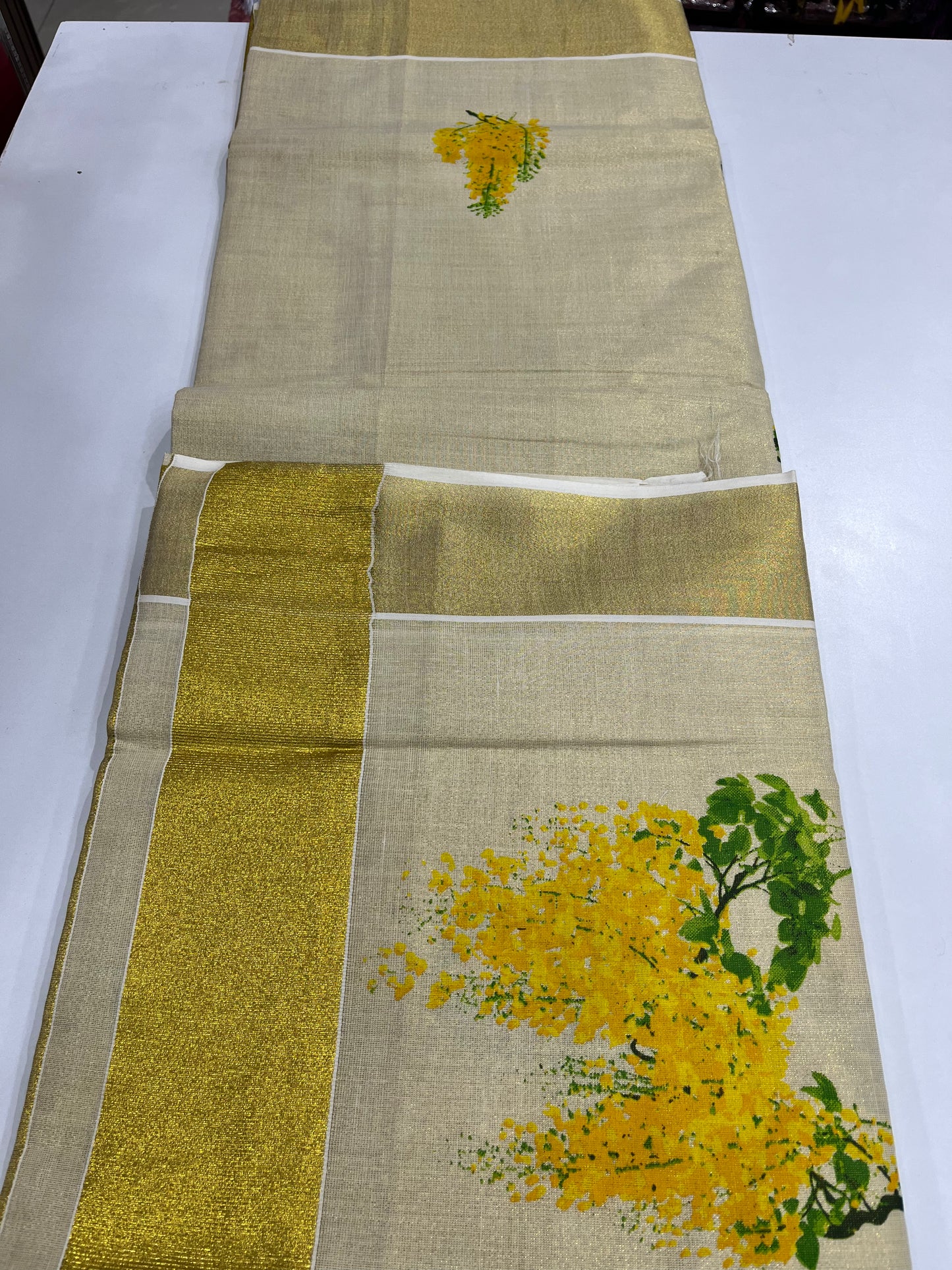 Kanikkonna Printed Tissue Setsaree