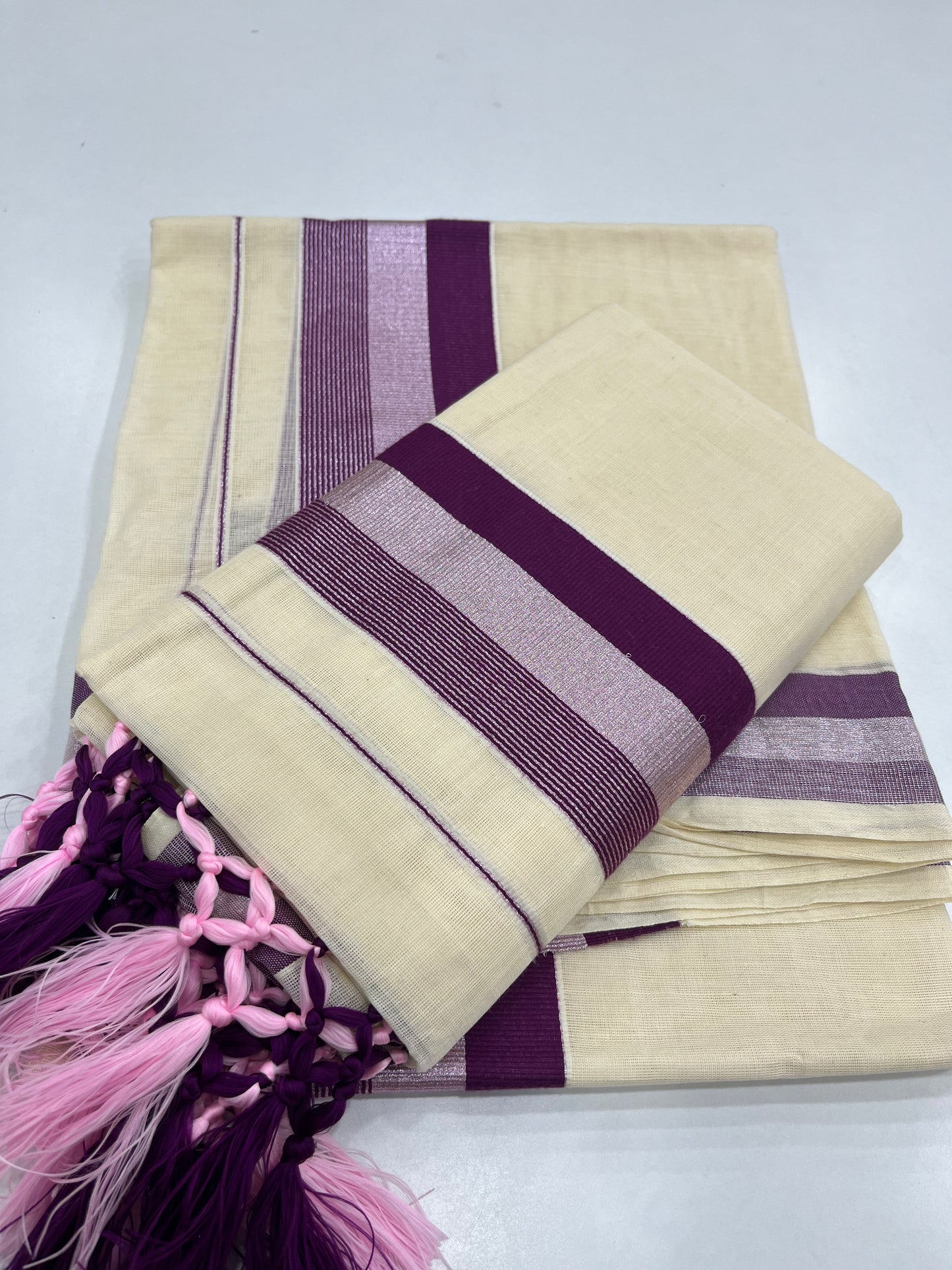 Cotton Setdhothi 2.80mtr ( ONAM26 )